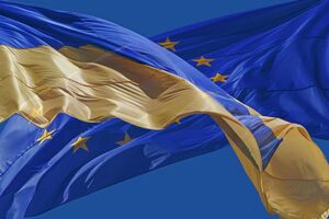 В июне прошлого года Украина получила от ЕС статус страны-кандидата