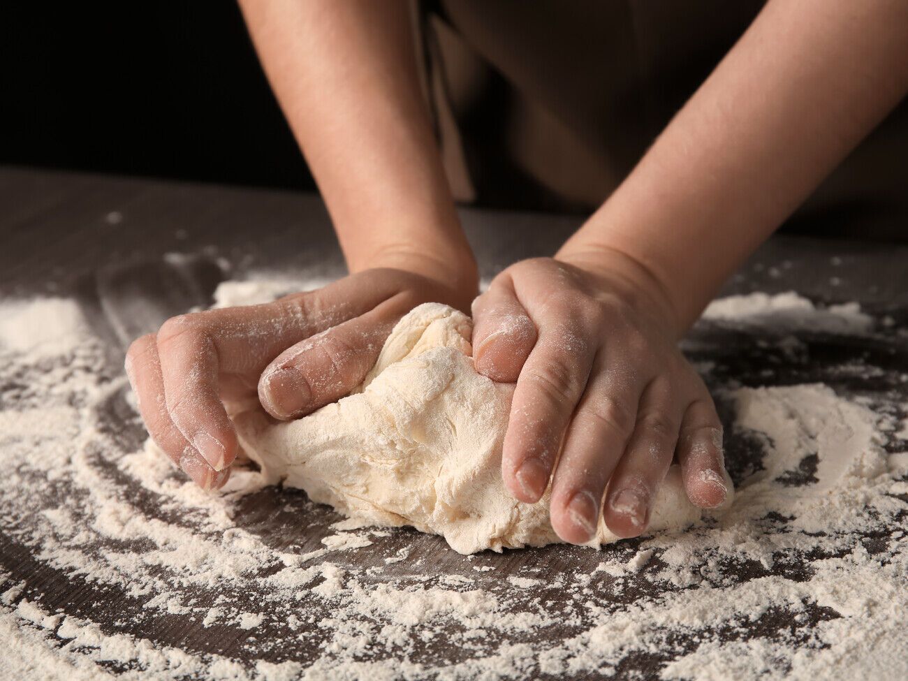 Випікати пиріг потрібно в розігрітій духовці за температури 170 °С 30 хвилин