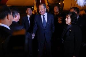 Ожидается, что Лавров обсудит с главой МИД КНДР возможный визит Путина в Северную Корею