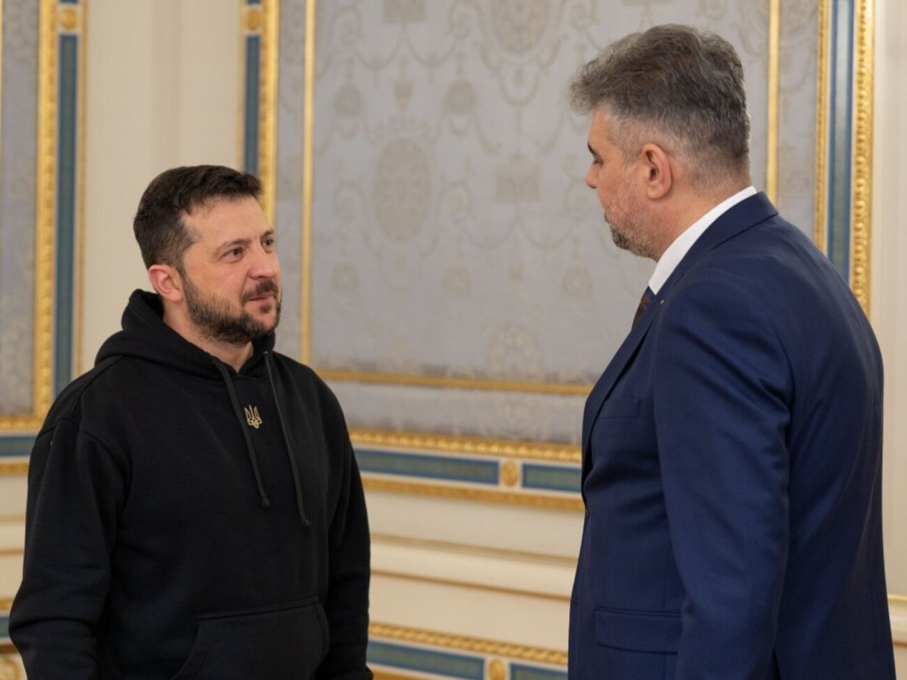 Первое в истории совместное заседание правительств Украины и Румынии стало "новым важным шагом" на пути к стратегическому партнерству, отметил Зеленский после встречи с Чолаку