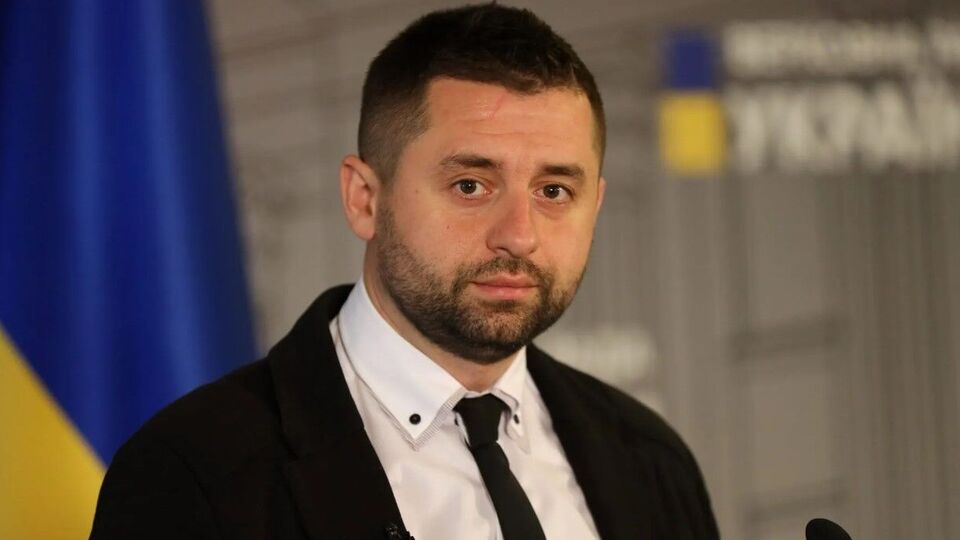 Рада приняла все законопроекты, необходимые для начала переговоров Украины с ЕС, отметил Арахамия