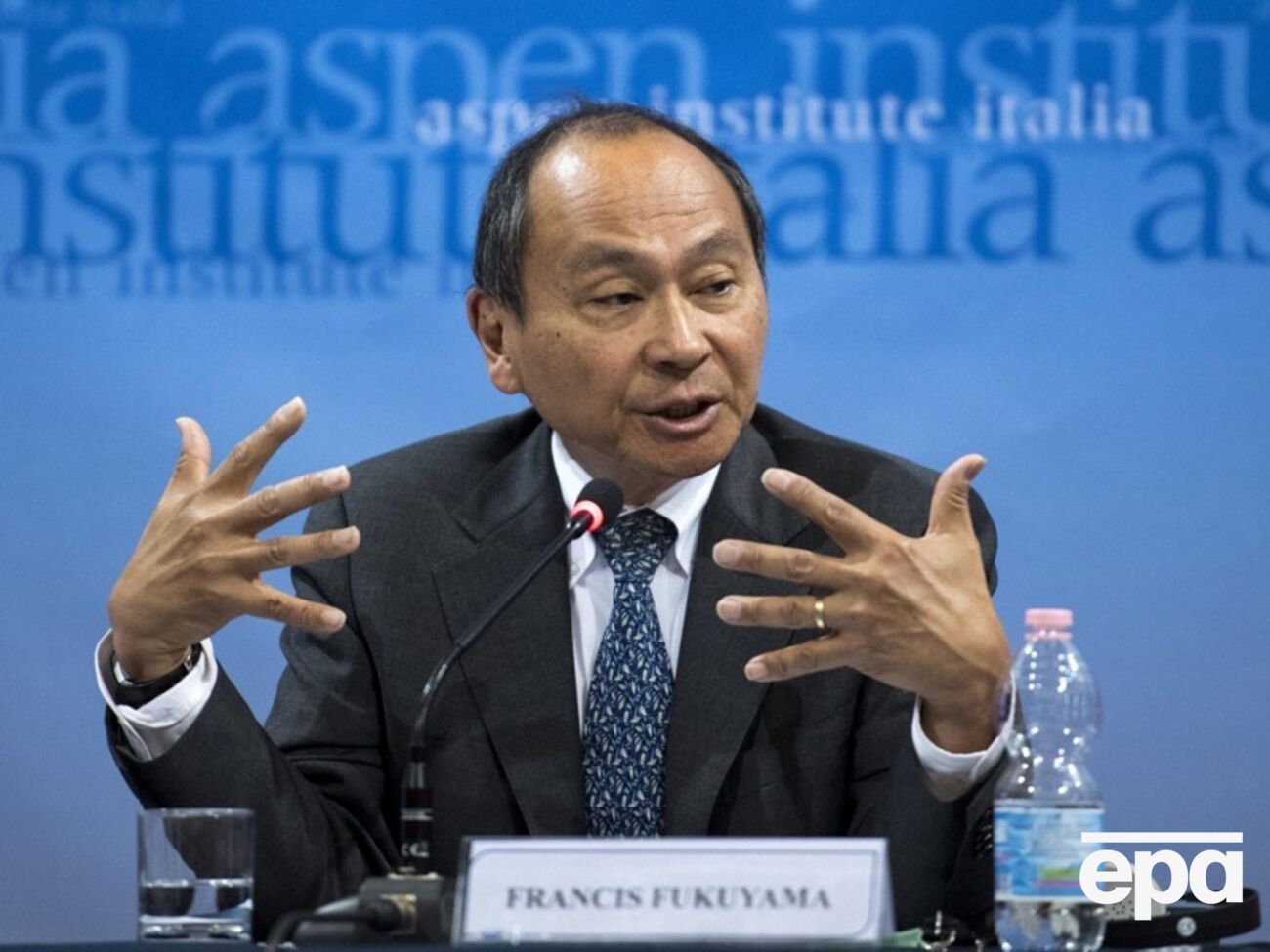 Фукуяма: Выглядит так, что сейчас среди российского населения очень много национализма