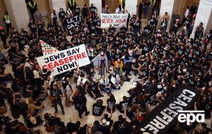 В полиции утверждают, что пришедшие в Капитолий вели себя громко