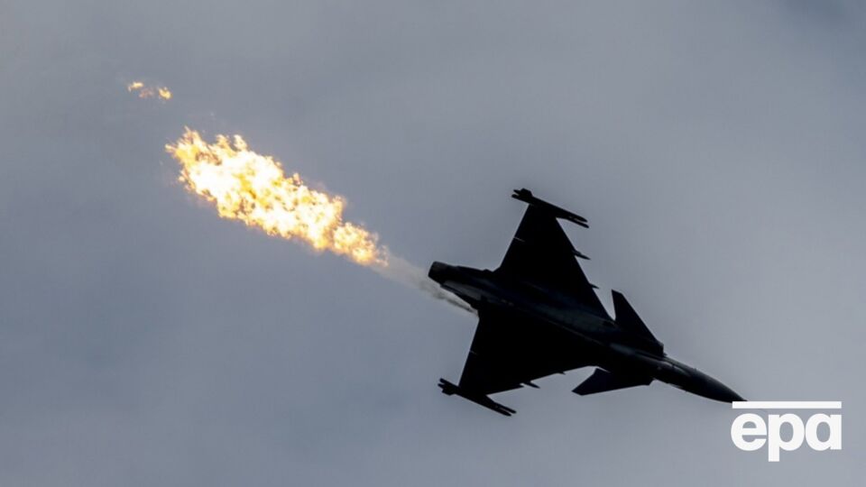 Предоставление Gripen Украине шведские военные эксперты называют "вопросом времени"