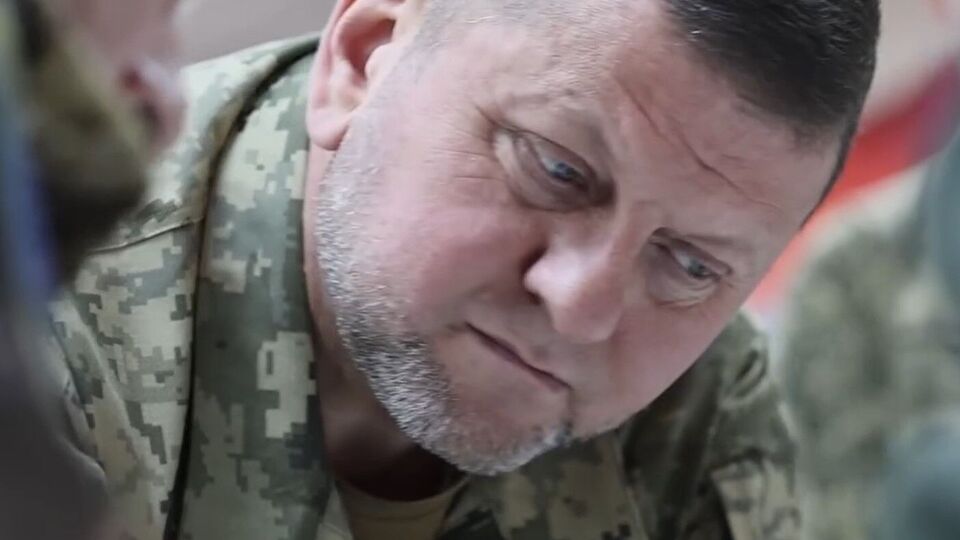 Залужный: На войне нет простых участков фронта. Есть только те, где сложнее. Сейчас – это Авдеевка