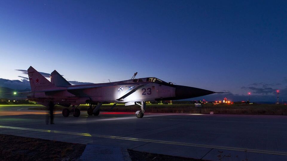 Путін сказав 18 жовтня, що МіГ-31 із "Кинджалами" починають нести чергування в повітряному просторі над Чорним морем