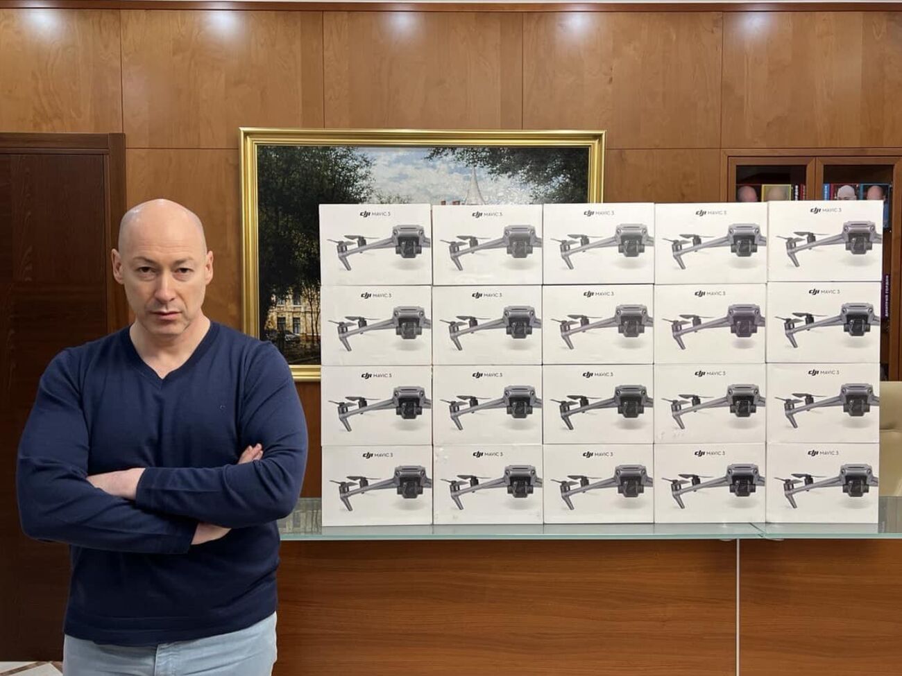 Гордон передает на фронт дроны DJI Mavic 3 Fly More Combo