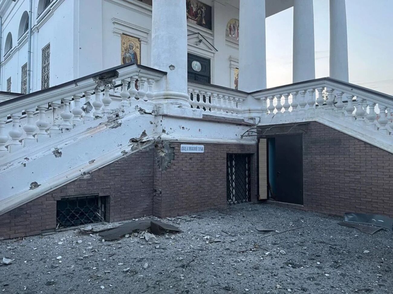 Храм в Херсоне попадает под обстрелы не впервые