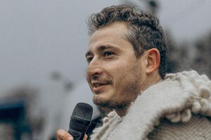 Серга: Я считаю, что у меня больше нет родственников в России