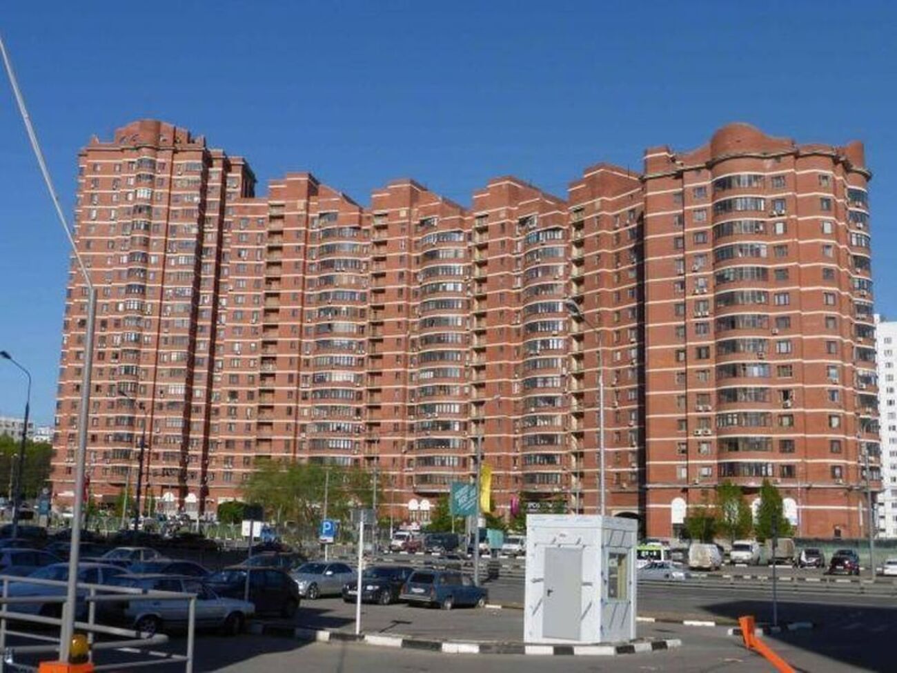 У житловому комплексі в Москві є квартири, пов'язані з СЗР