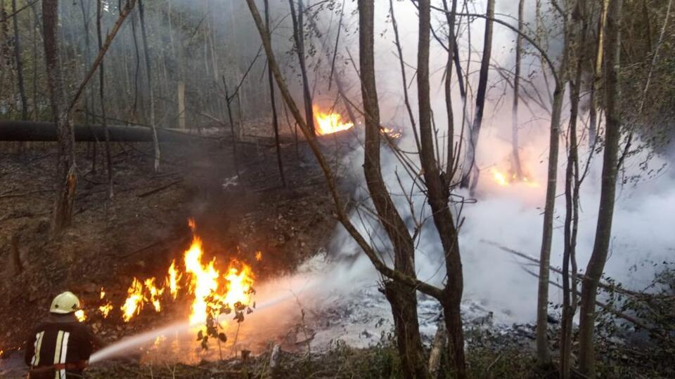 30 вересня стався прорив нафтопроводу біля села Стримба, який переріс у пожежу