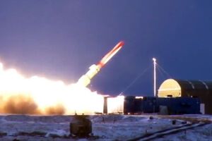 Попередні випробування ракети були невдалими