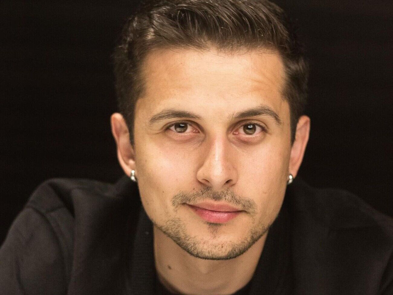 Рэпер Хас: Дурные деньги вкладываются в постановки, возле тебя ходят как возле писаной торбы. А потом тебе надо это все сделать самому