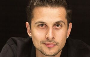 Рэпер Хас: Дурные деньги вкладываются в постановки, возле тебя ходят как возле писаной торбы. А потом тебе надо это все сделать самому