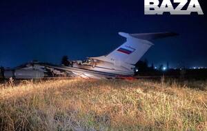 В ночь с 19-го на 20 октября во время разгона у самолета взорвалось колесо, после чего начался пожар