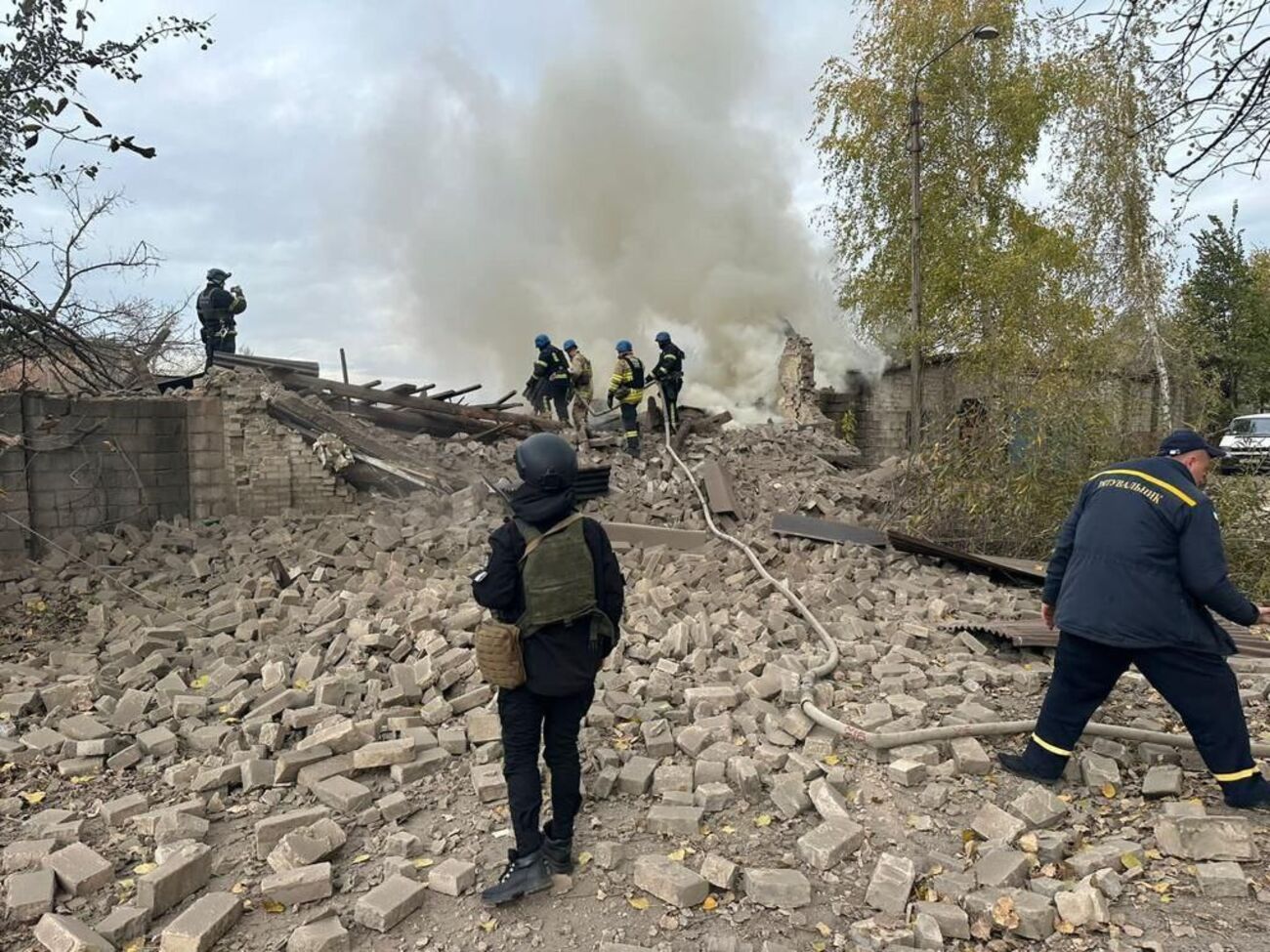 Упродовж доби росіяни атакували 93 населені пункти України