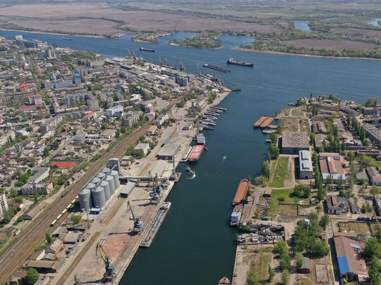 Клочко: По домам и прибрежным дачам ходят российские патрули. Ищут своих дезертиров, их немало