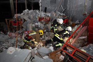 На объекте произошел пожар на площади около 300 м²