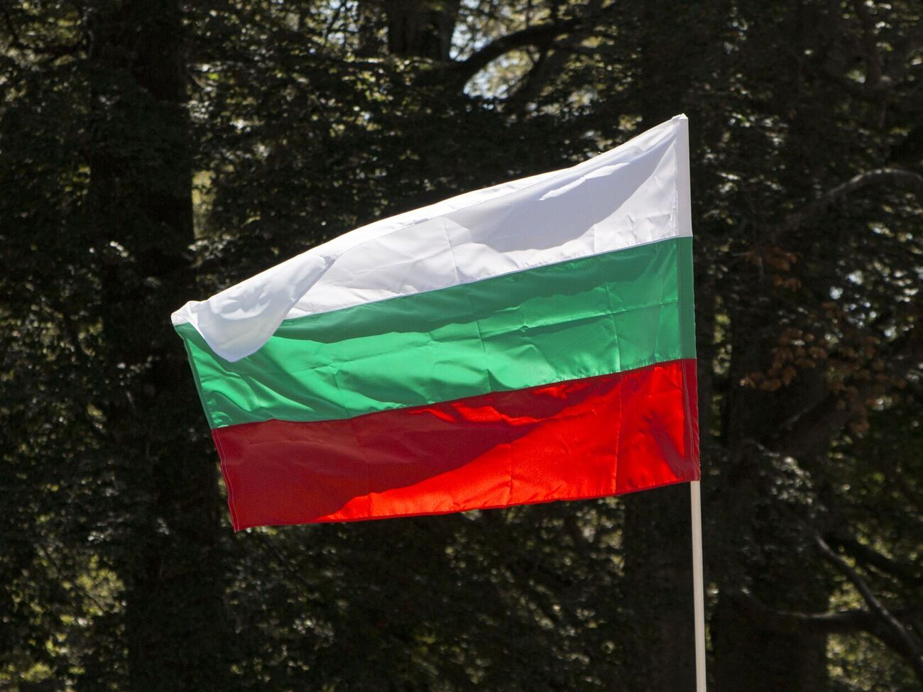 Российские диверсанты могли быть причастны к взрывам на складах боеприпасов в Болгарии