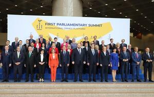 У першому парламентському саміті міжнародної Кримської платформи в Загребі взяло участь приблизно 400 політиків з усього світу