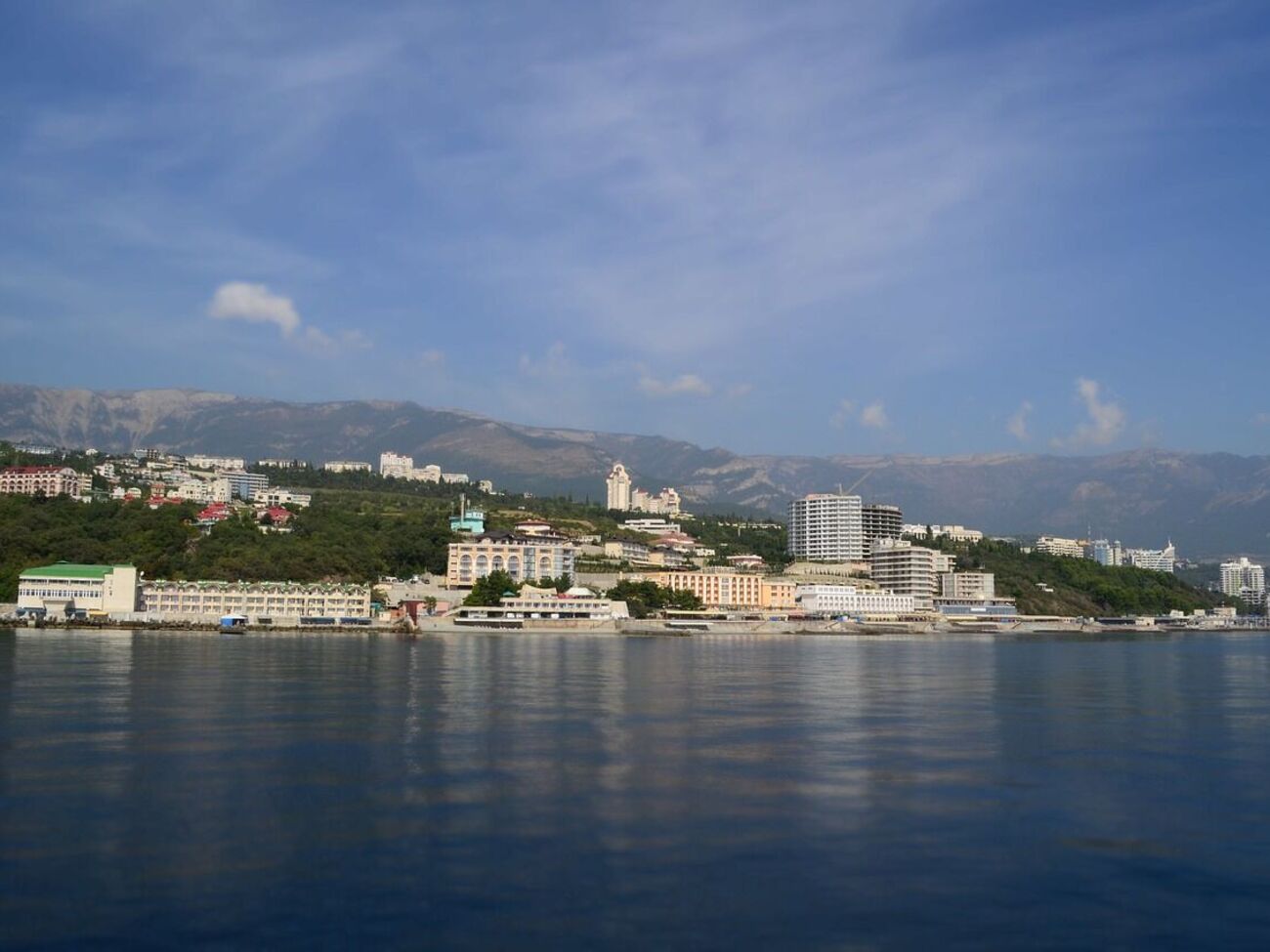 Чубаров считает, что россияне больше не хотят ехать в Крым