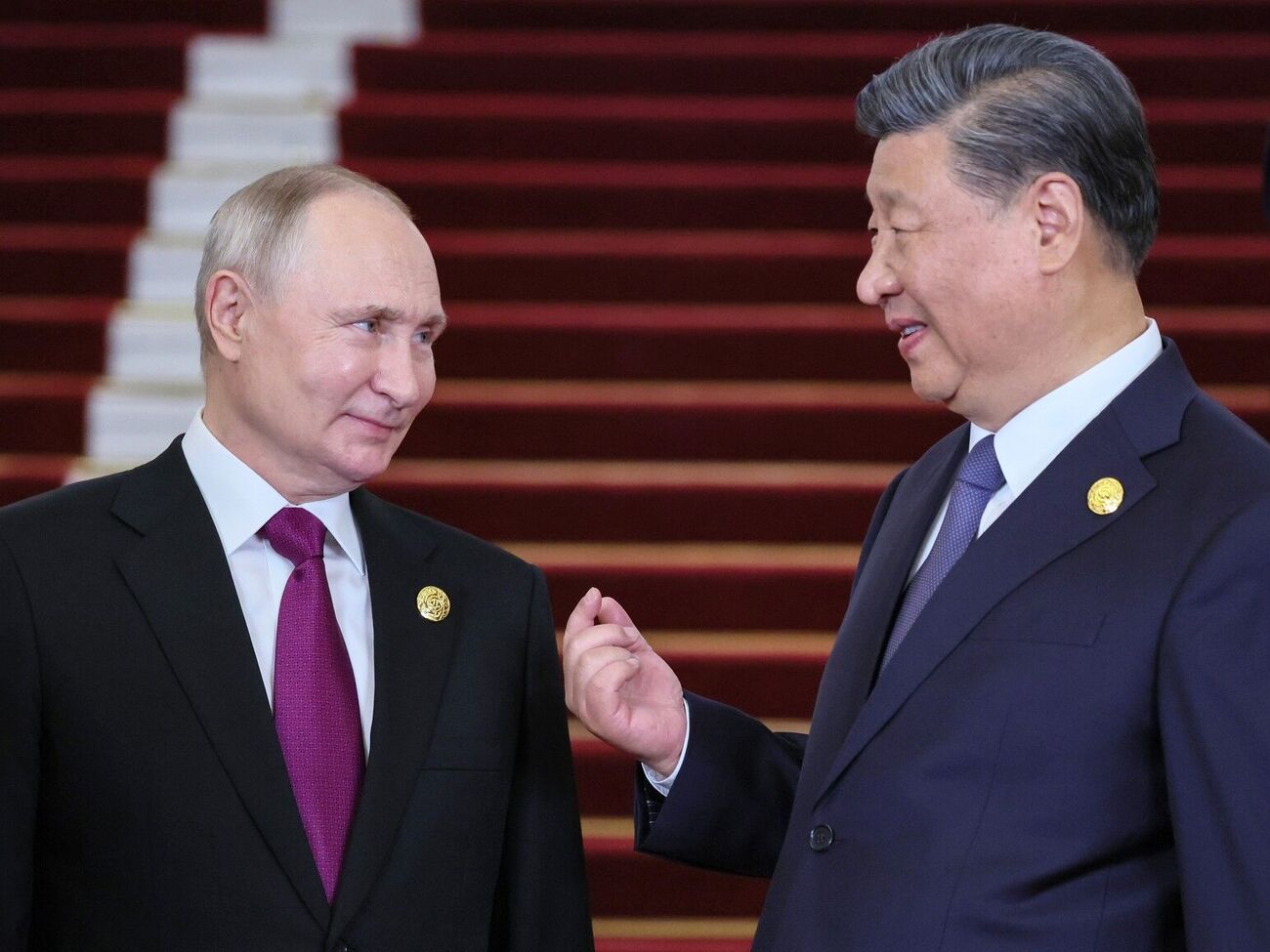 Путин в ходе визита в Пекин провел встречу с Си Цзиньпином