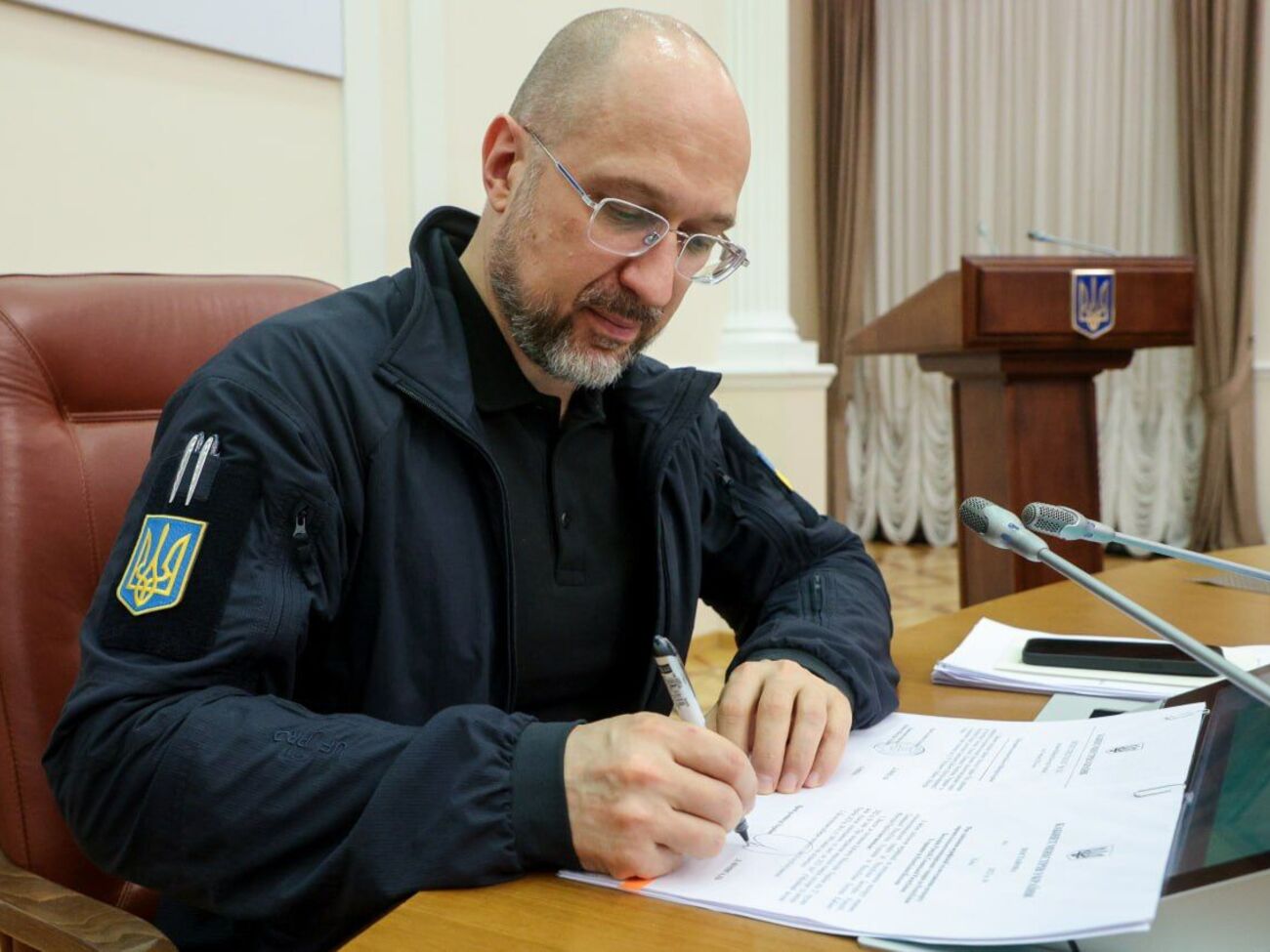 Шмигаль зазначив, що загалом бюджетна підтримка України з боку Європейського союзу 2023 року вже сягнула €15 млрд