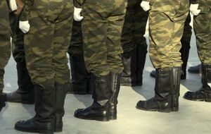 По данным британской разведки, в 2024 году расходы на оборону в РФ составят около 6% ВВП