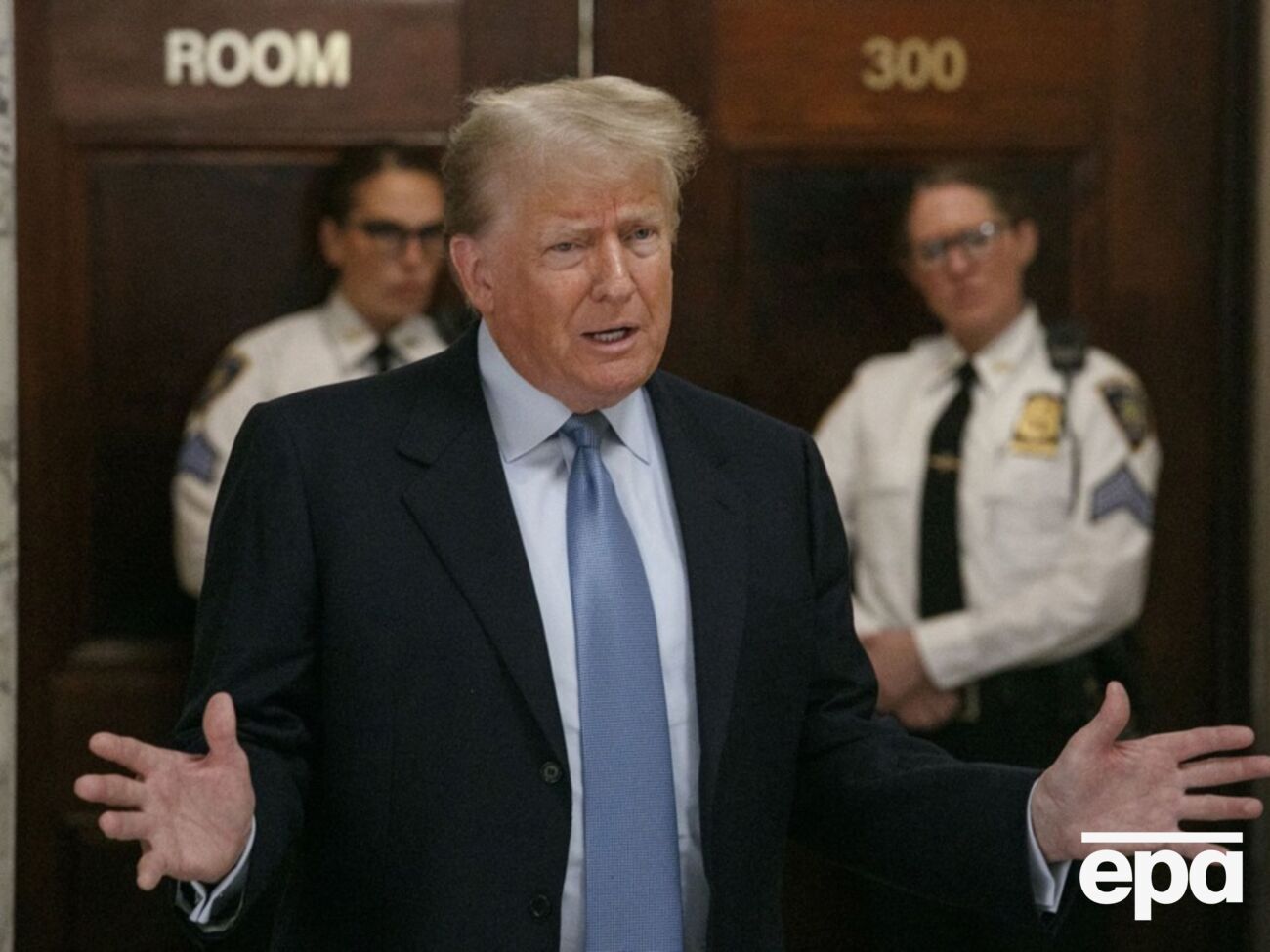Член клуба Трампа рассказал, что экс-президент пересказывал ему свои разговоры с президентами Ирака и Украины