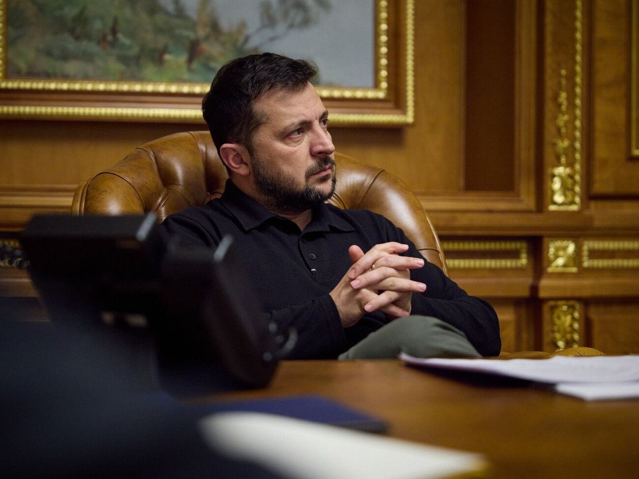 Зеленский (на фото) 23 октября поговорил с премьер-министром Саудовской Аравии