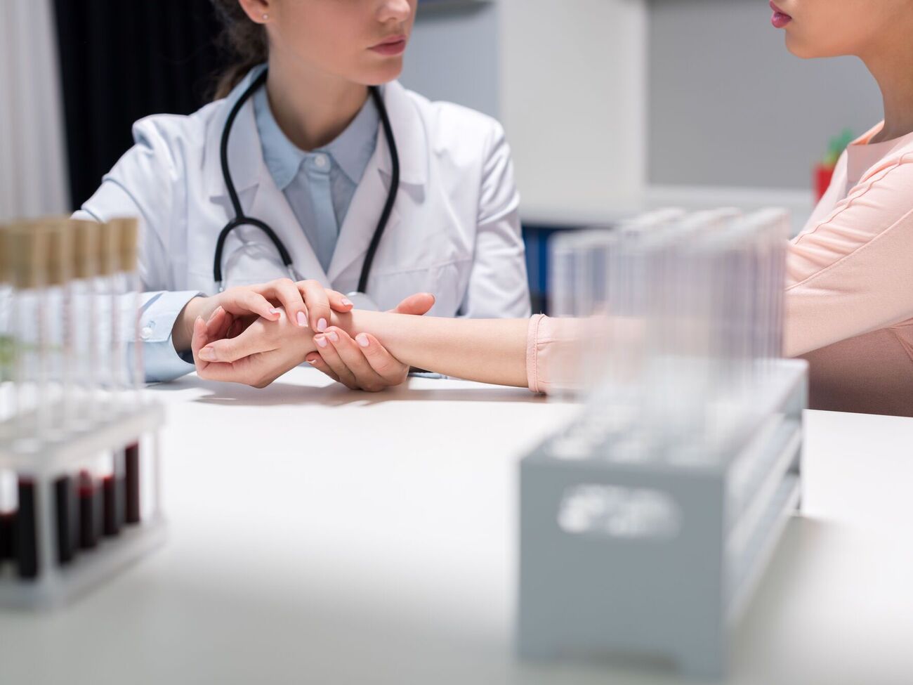 У Вінницькій області вивчають імовірне джерело зараження десятків людей