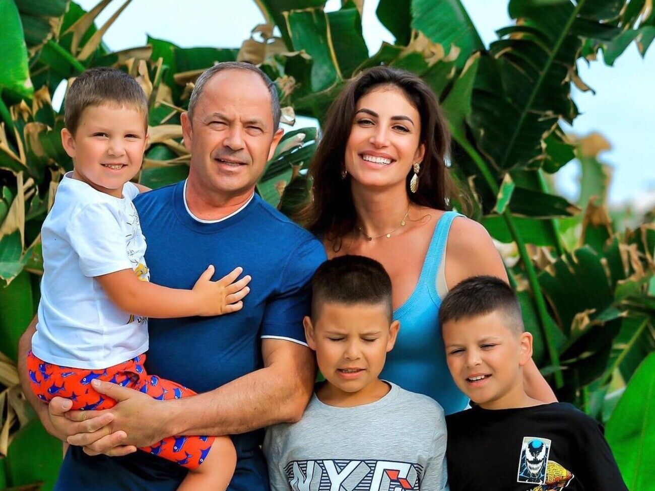 Зіневич і Тігіпко виховують трьох синів