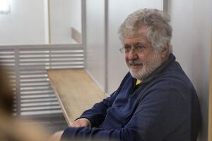 Коломойский останется под стражей