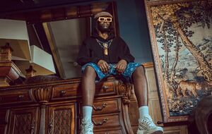 Продукция BAPE часто выпускается в ограниченном количестве и быстро раскупается