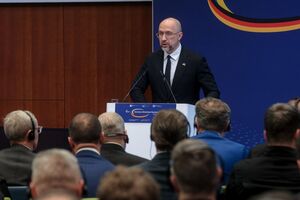 Український прем'єр 24 жовтня перебуває на економічному форумі у ФРН