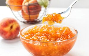 На 1 кг яблок понадобится три четверти стакана сахара