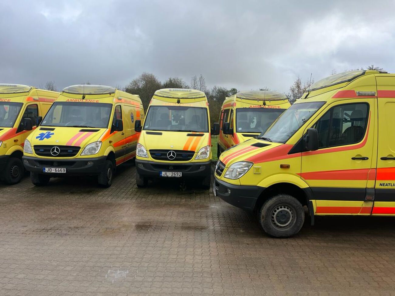 Машины передадут украинским госучреждениям