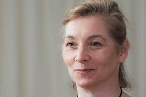 О'Брайен сейчас занята работой над постановкой адаптированной пьесы Шекспира "Антоний и Клеопатра"