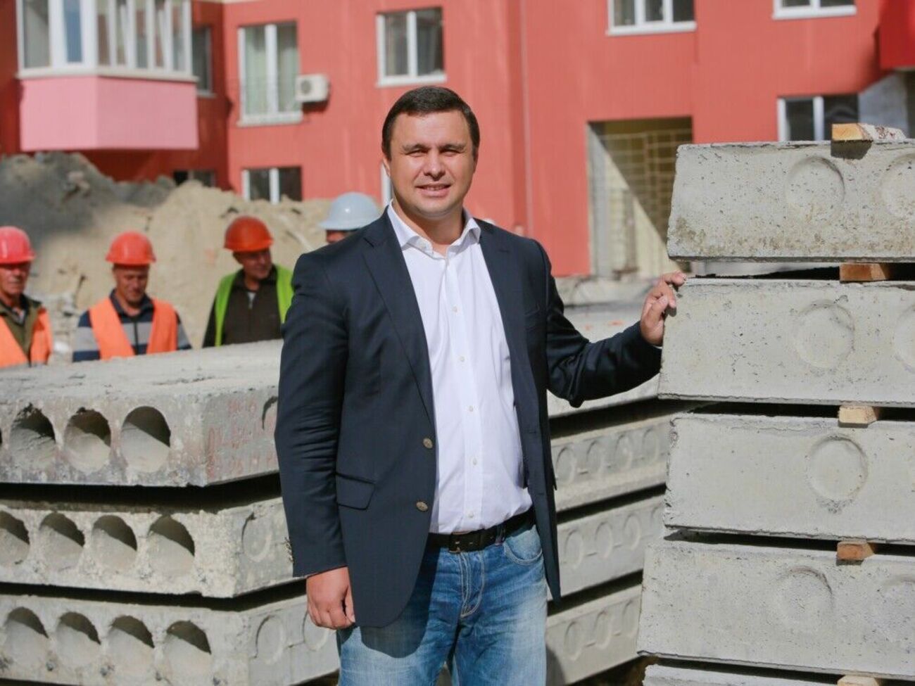 НАБУ і САП повідомили про підозру екснардепа у привласненні 307 млн грн на будівництві нереального сховища для ракет