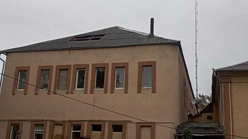 В Шепетовском районе повреждены 282 могоэтажки, 1404 частных дома, 74 объекта социнфраструктуры, рассказали в Хмельницкой ОВА