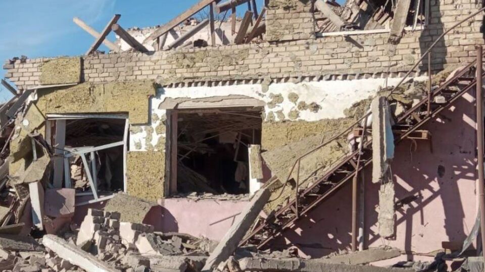 В результате российского обстрела в Тягинке повреждены объекты гражданской инфраструктуры, среди них детский сад, отметили в прокуратуре