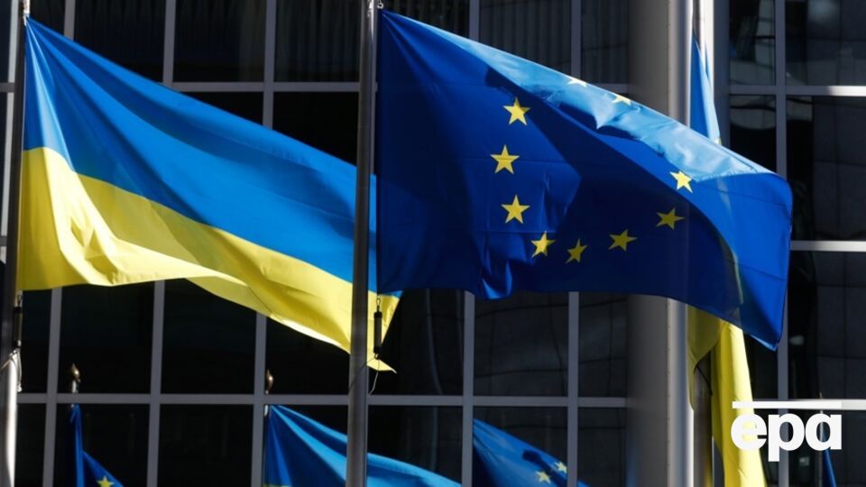 В Украине особенно ожидают политического решения ЕС о начале переговоров о членстве страны в Евросоюзе, отметил Зеленский
