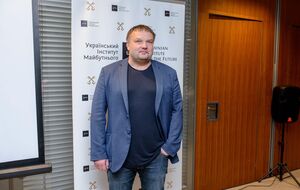 Народ РФ переживает, что Путин старый. Поэтому политтехнологи Кремля решили довести этот вопрос до абсурда. Еще пара таких выбросов и все начнут отмахиваться от темы старости и двойников