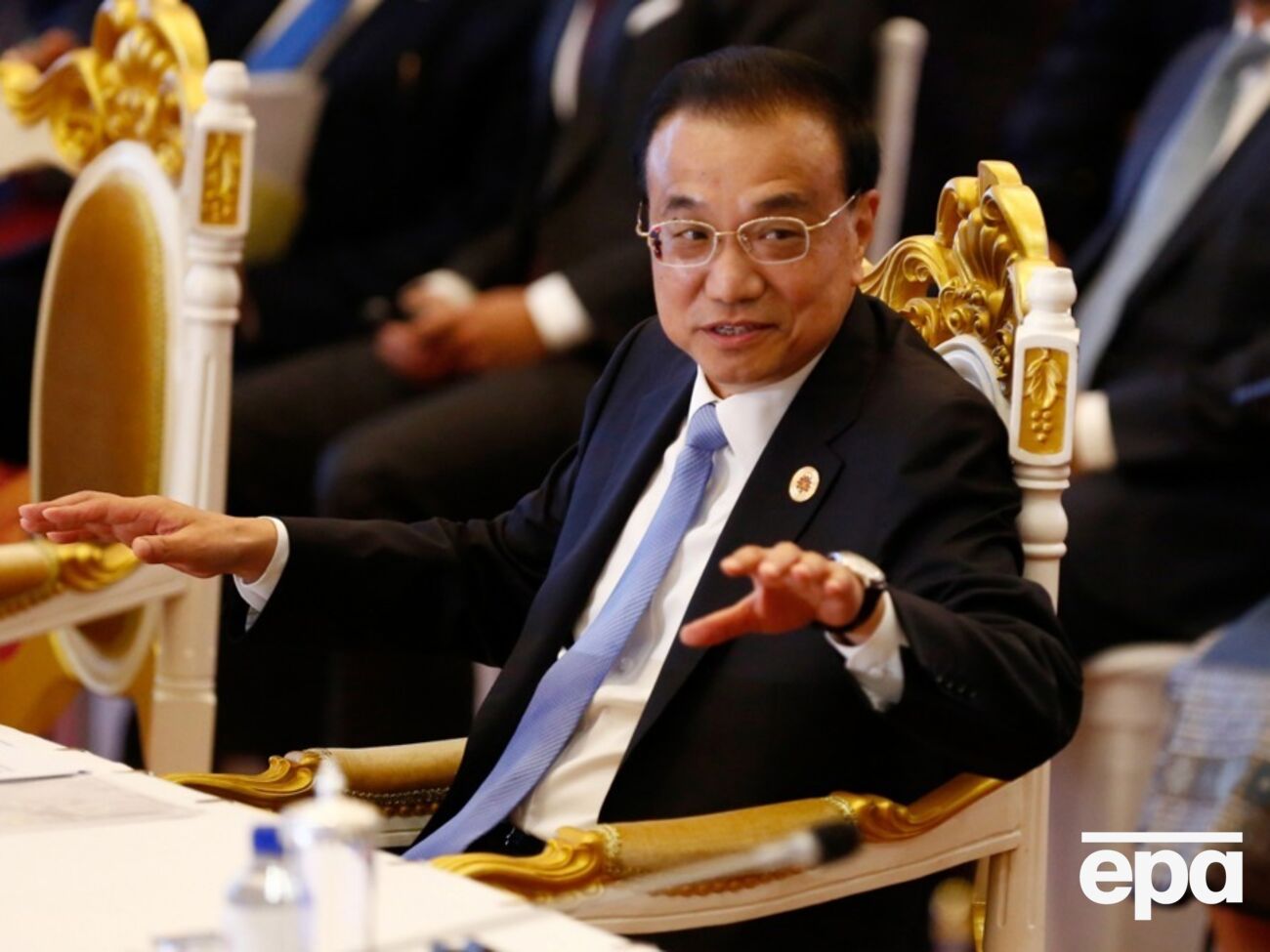 Ли Кэцян подал в отставку в марте