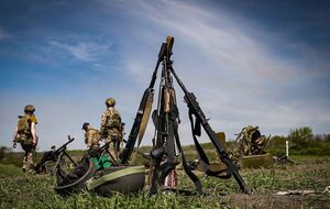 Украинские военные продолжают штурмы в районе Бахмута и не дают окружить Авдеевку