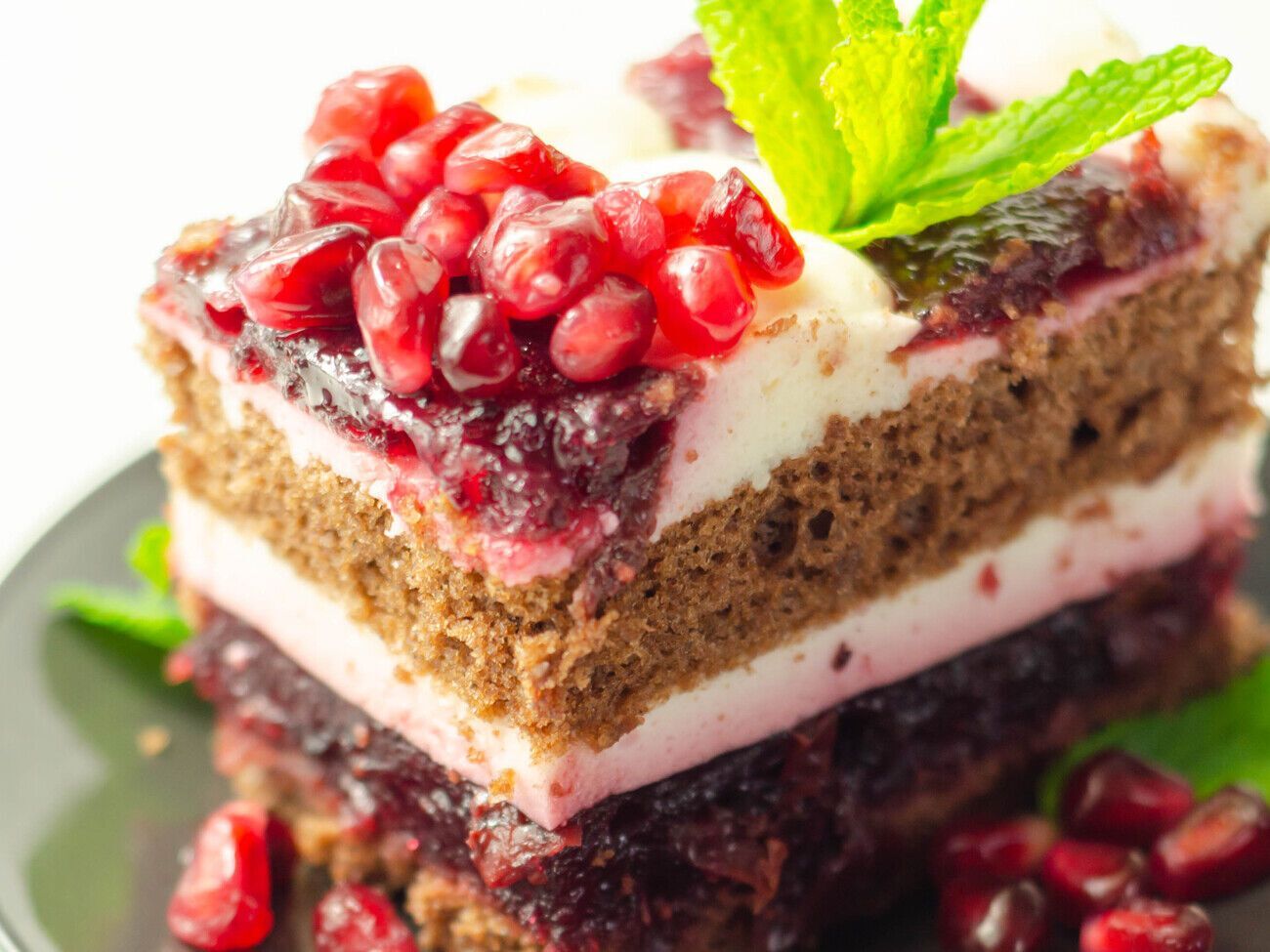 Випікайте пиріг за температури 160 °С 60 хвилин