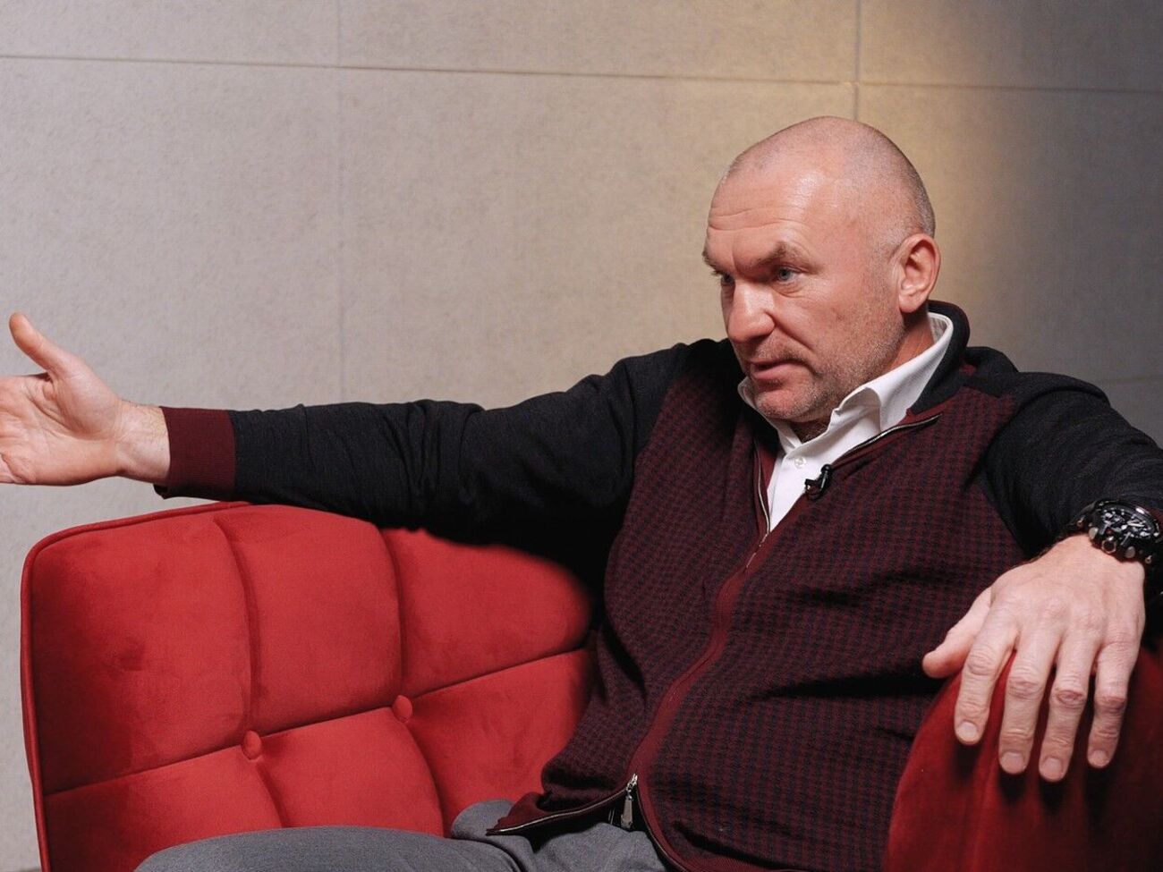 Журналісти хорватського видання Jutarnji list повідомили, що Мазепа часто буває у Хорватії, і цього разу прилетів, щоб полювати на кабана