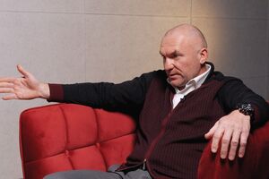 Журналісти хорватського видання Jutarnji list повідомили, що Мазепа часто буває у Хорватії, і цього разу прилетів, щоб полювати на кабана