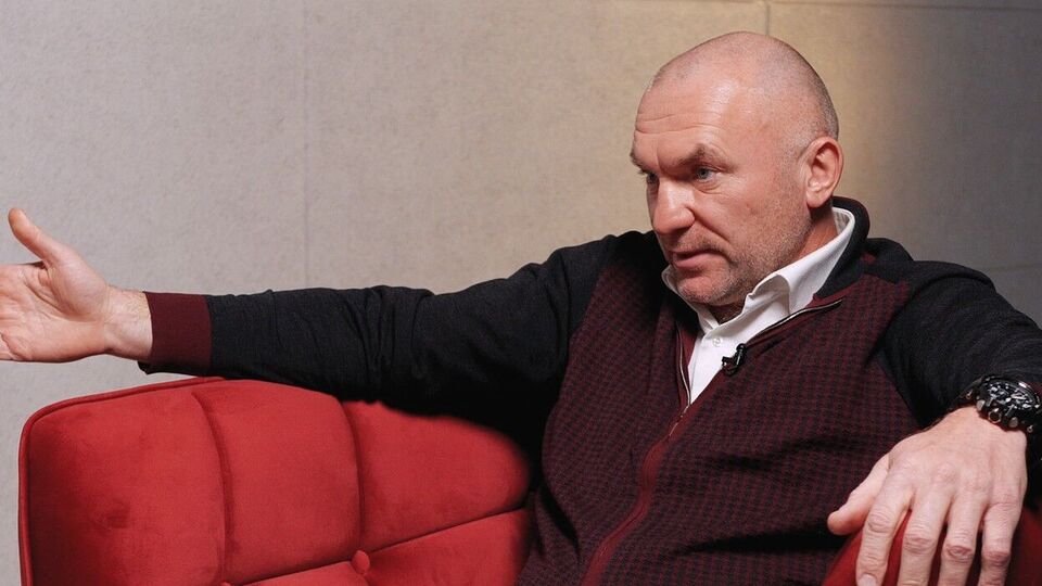 Журналисты хорватского издания Jutarnjilist сообщили, что Мазепа часто бывает в Хорватии и на этот раз прилетел, чтобы охотиться на кабана
