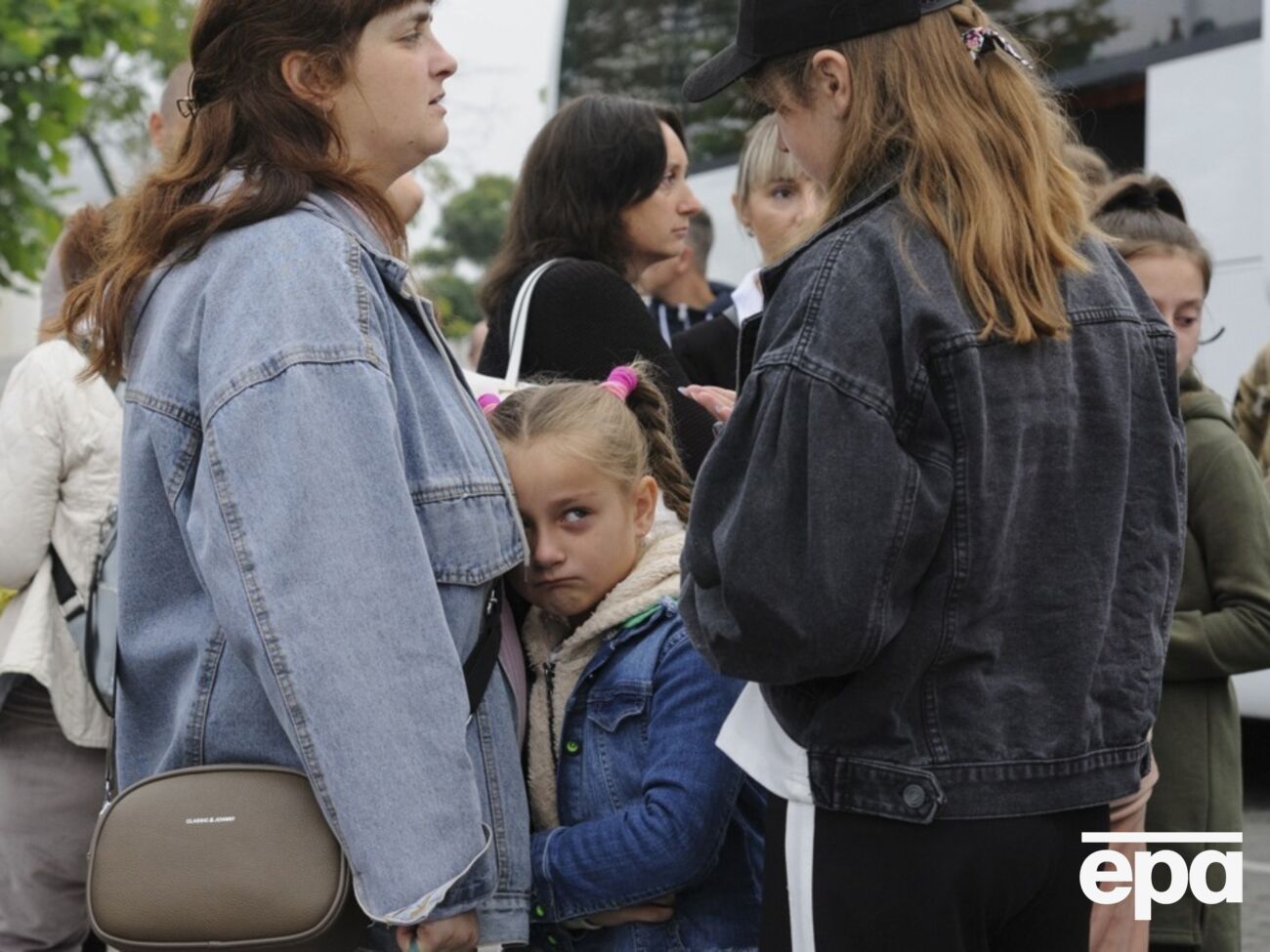 30 жовтня із Херсонської області вивезуть сотню дітей